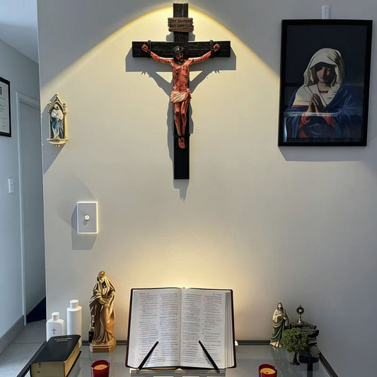 ✝️ Jesus Crucifix Statue – Hand-Painted Resin Christian Home Decor